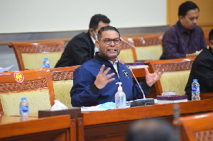Nasir Djamil Merespon Kasus Warga Aceh Yang Dirampok di Gebang Dengan Modus Razia