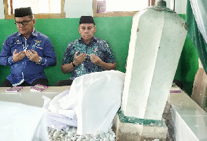 Hari Terakhir Konsolidasi, Demokrat Aceh Ziarah Ke Makam Syeikh Hamzah Fansuri