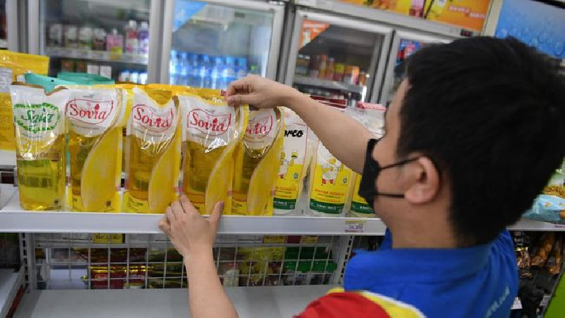 Hari ini Minyak Goreng Dijual Rp 14.000/Liter, Ini Dia Daftar Supermarketnya