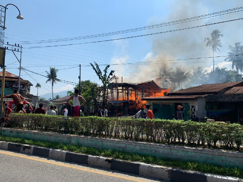 Diduga Akibat korsleting listrik, 4 Rumah Terbakar di Aceh Tenggara