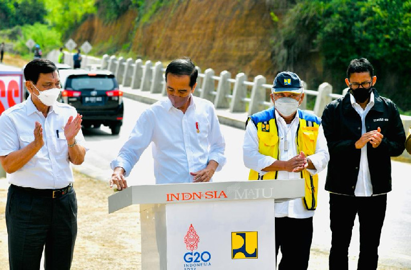 Presiden Jokowi Resmikan Jalan Bypass Balige di Toba