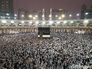 Komisi VIII Segera Kaji Usulan Kenaikan Biaya Haji