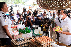 Sidak ke Pasar Al Mahirah Banda Aceh, Mendag Akui Migor Masih Dijual Mahal