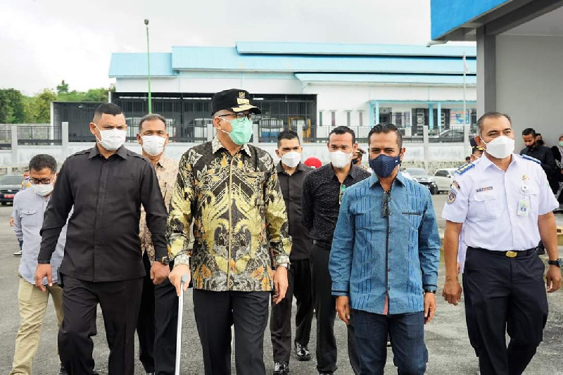 Hendra Budian Dampingi Gubernur Aceh Tinjau Terminal Tipe B di Bener Meriah