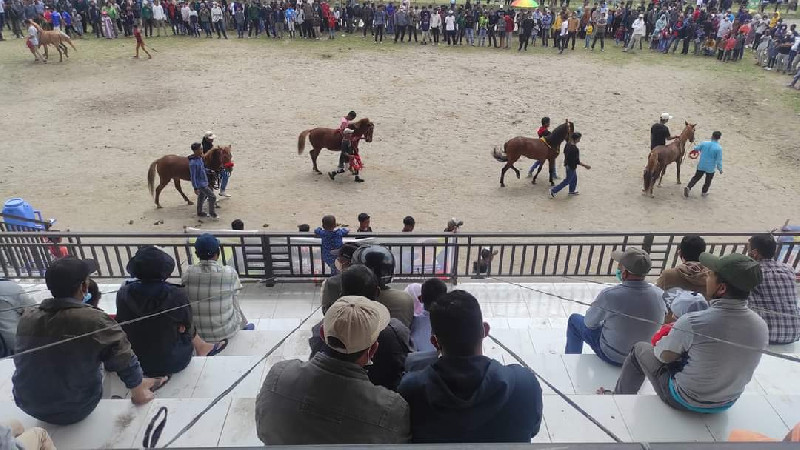 Ketua Korda 4 Golkar Apresiasi Penyelenggaraan Latihan Bersama Pacuan Kuda Tradisional
