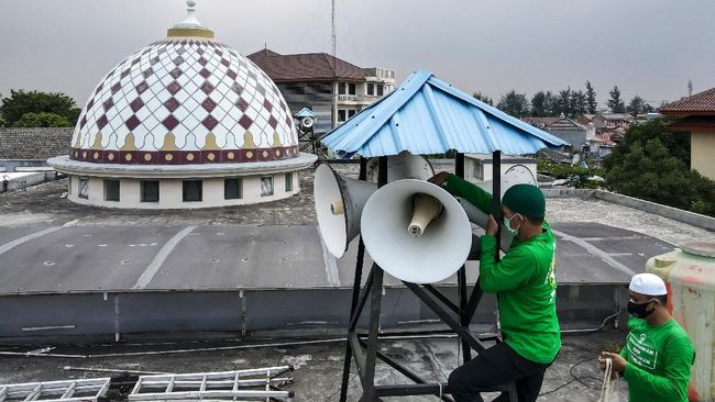 PKS Tolak Aturan Kemanag Soal Pengeras Suara Masjid