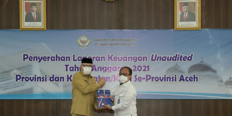 Gubernur Serahkan Laporan Keuangan Pemerintah Aceh Tahun 2021 kepada BPK-RI