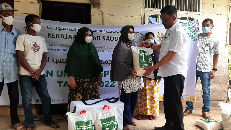 Baitul Mal Aceh Salurkan 1.512 Paket Pangan