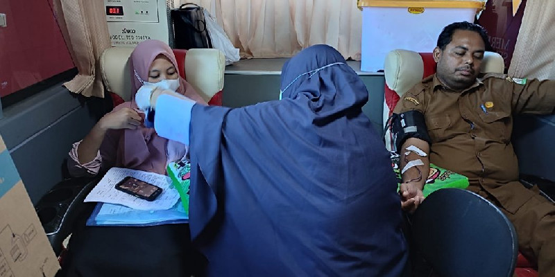 ASN Disnak Aceh Donor Darah, Kumpulkan 75 Kantong