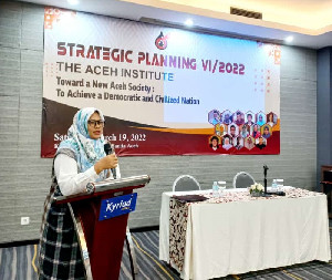 Gelar Strategic Planning, Muazzinah Yacob Terpilih Jadi Direktur Aceh Institute