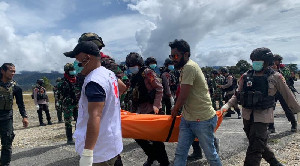 8 Korban Penembakan KKB Papua Berhasil Dievakuasi