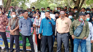 Terkait HGU PT Desa Jaya, Ratusan Warga Demo Kantor Bupati Aceh Tamiang