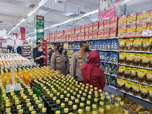 Kapolresta Banda Aceh Pantau Ketersediaan Minyak Goreng