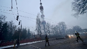 PLTN Terbesar Eropa di Ukraina Terbakar dan Direbut Rusia
