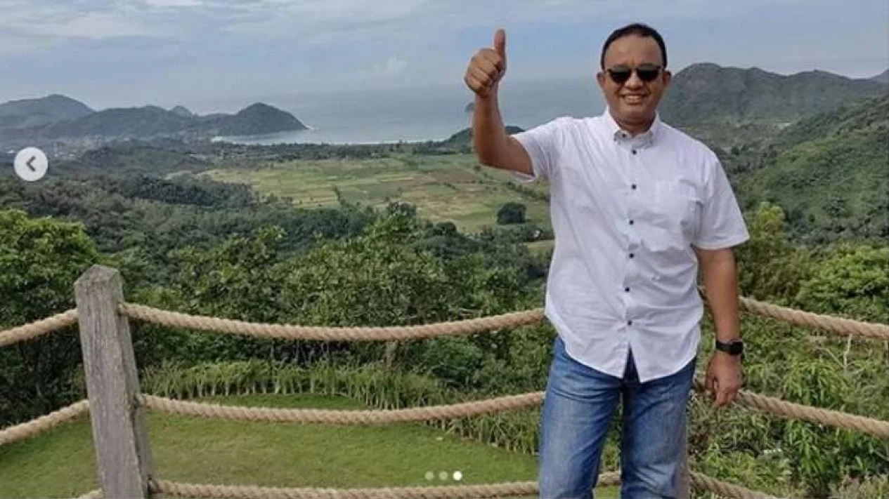 Gubernur DKI Jakarta Nonton MotoGP di Mandalika, Netizen: Mirip Next Presiden