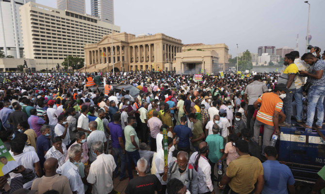 Krisis Sri Lanka, Demonstran Bidik Keluarga Presiden