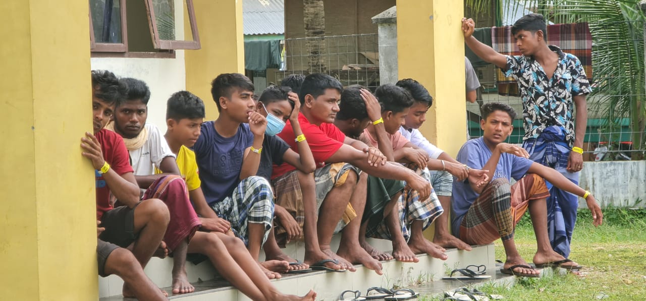 Bawa Handphone, 7 Orang Pengungsi Rohingya Di Bireuen Melarikan Diri