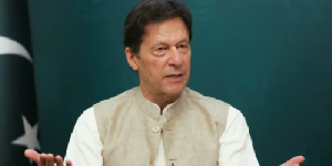 MA Tolak Pembubaran Parlemen Pakistan, Imran Khan Kemungkinan Lengser