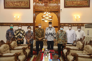Jajaran Direksi PT PAG Silaturahmi dengan Gubernur Aceh