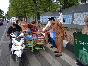 Bersama Pelajar, Syarwan Joni Berbagi Berkah Ramadhan