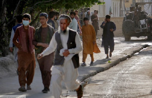 Ledakan Dahsyat Hantam Masjid di Kabul, Sedikitnya 10 Orang Tewas