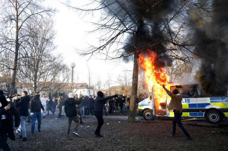 Swedia Memanas, Unjuk Rasa Anti-Islam Picu Kerusuhan
