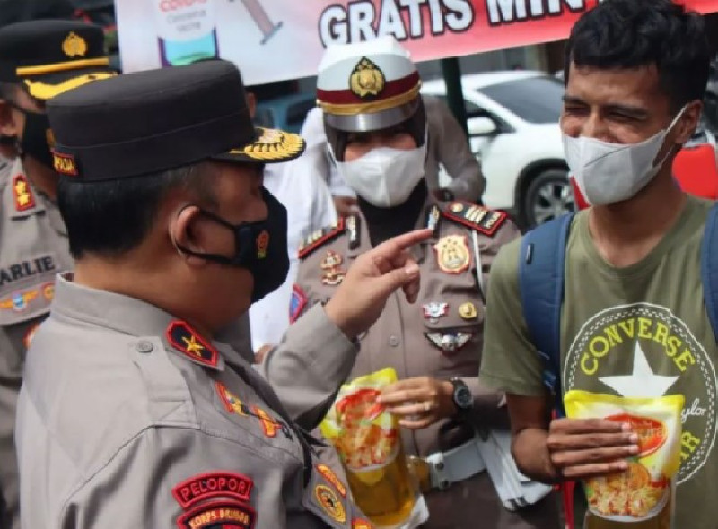 Kejar Target Capaian, Wakapolda Aceh Tinjau Gerai Vaksinasi di Aneuk Galong
