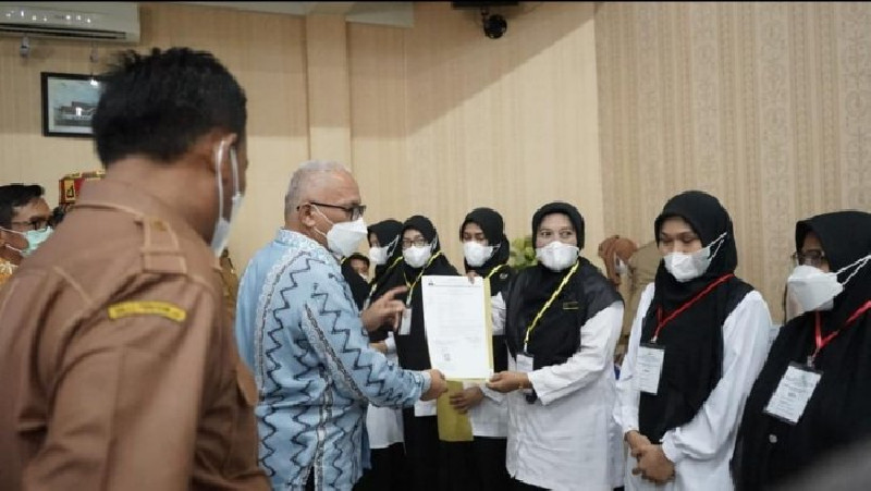 Sekda Serahkan SK PPPK 297 Guru di Abdya, Aceh Selatan, Subulussalam dan Singkil
