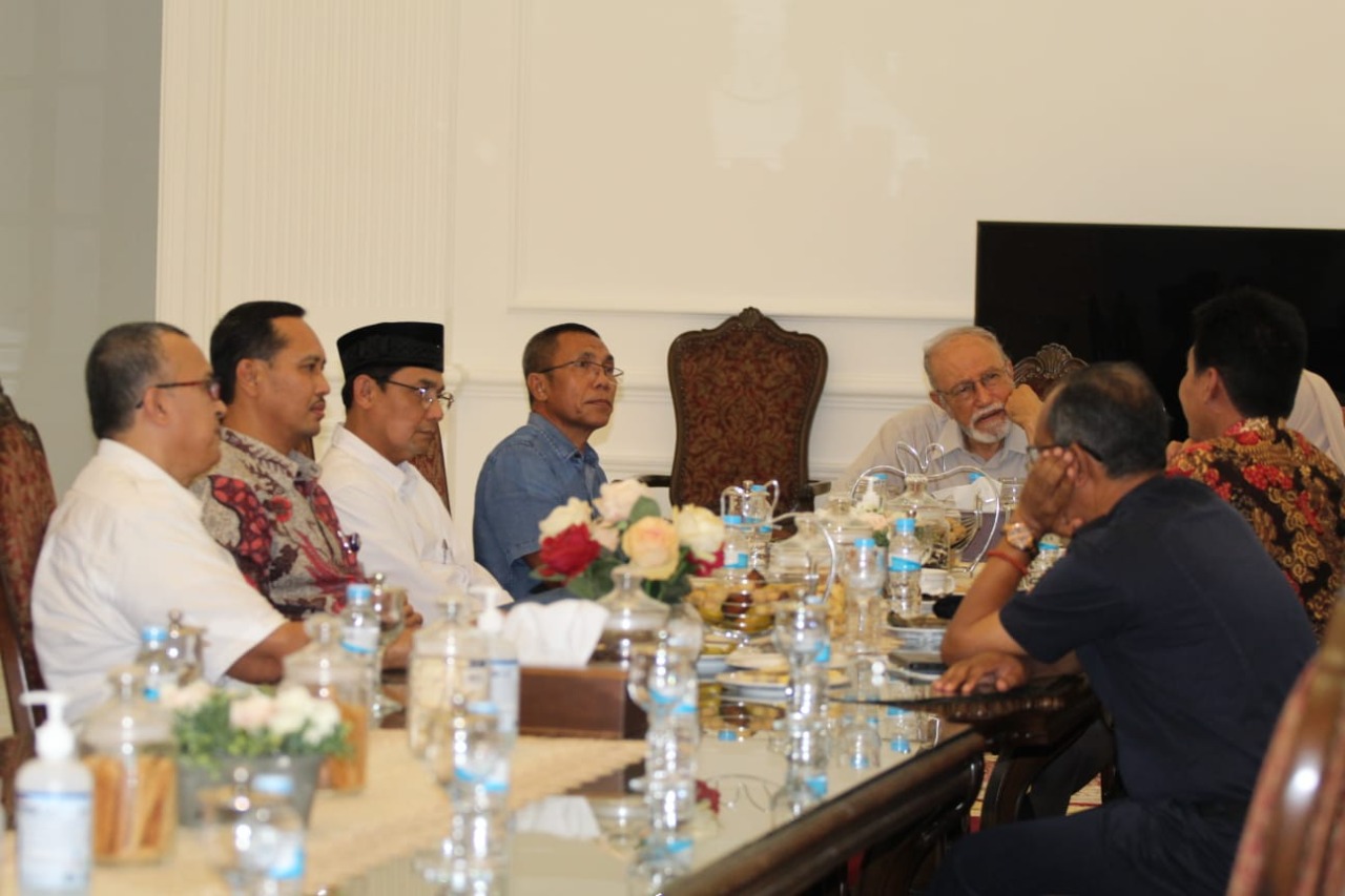 Tim Sembilan Lembaga Vertikal Temui Wali Nanggroe, Laporkan Kendala Pembangunan di Aceh