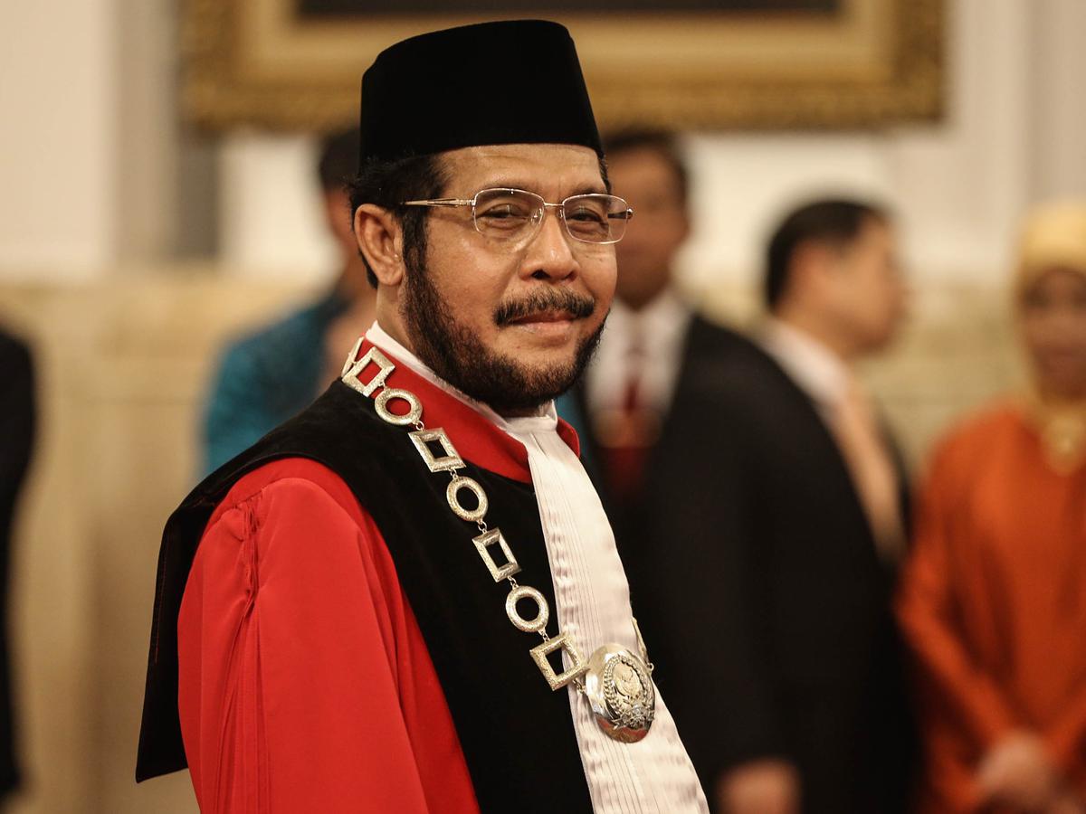 Ketua MK Sah Jadi Adik Ipar Jokowi