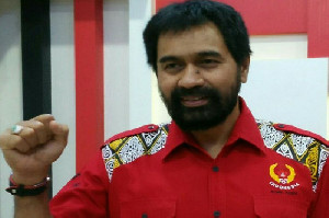Mualem, Sosok Sukses Dibalik Kejayaan KONI Aceh