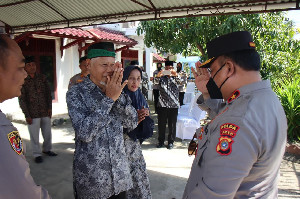 Sambangi Kombes (Purn) Tahta Hidayat, Wakapolda Aceh: Beliau Bhayangkara Sejati