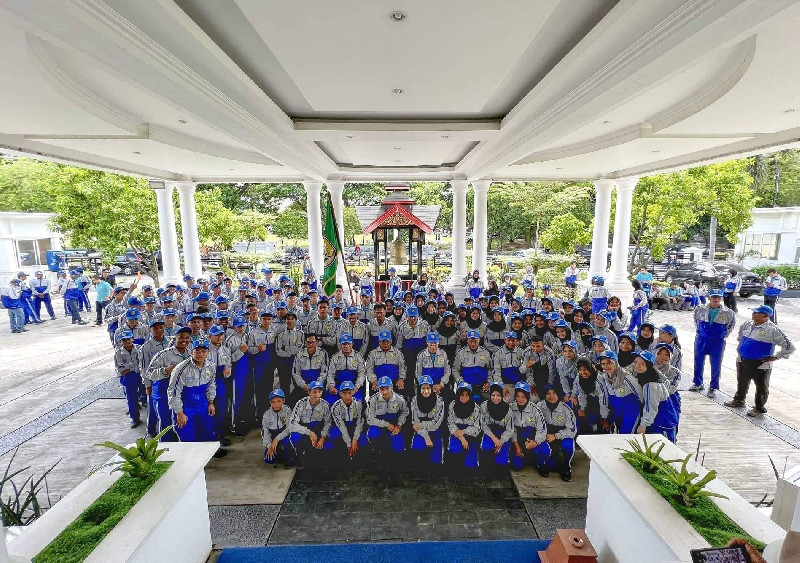 Aminullah Lepas Kontingen Banda Aceh ke Popda Aceh di Meulaboh