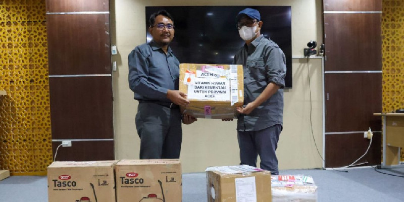Aceh Terima Bantuan Vitamin, Obat-obatan dan APD untuk Penanganan PMK