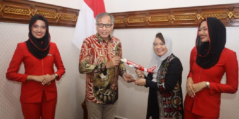 Gubernur Nova Apresiasi Respon Cepat AirAsia Layani Rute Penerbangan ke Aceh