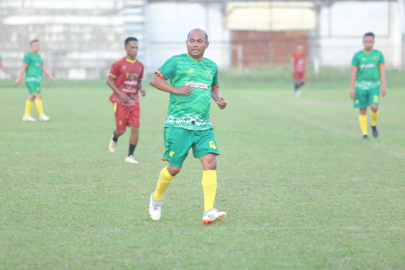 Kajari Teuku Rahmatsyah Sumbang 2 Gol, Tim Pemko Medan Kalahkan Legend Langsa 4-0