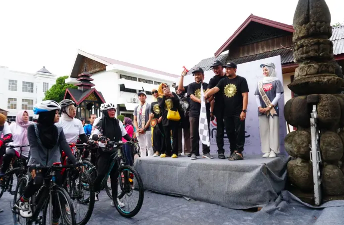600 Peserta Fun Bike Antusias Promosikan Wisata Sejarah