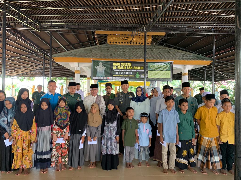 Dandim 0103/Aceh Utara Gelar Dzikir Bersama Anak Yatim di Makam Malikussaleh