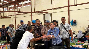 Pedagang Minta Bakri Siddiq Bangun Kembali Pasar Aceh Shoping Center