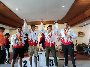 Lifter Angkat Berat Binaan KONI Aceh Borong 11 Medali di Invitnas Bali