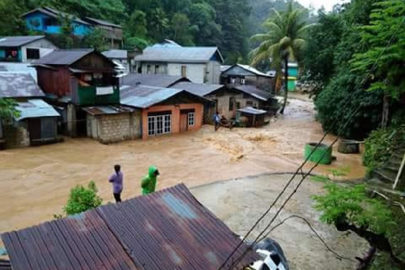 BNPB:  Banjir dan Longsor di Maluku, Ratusan Jiwa Mengungsi