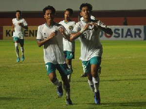 Piala AFF U16 2022:  Timnas Indonesia U16 Pastikan Melaju Semi Final Usai Kalahkan Vietnam