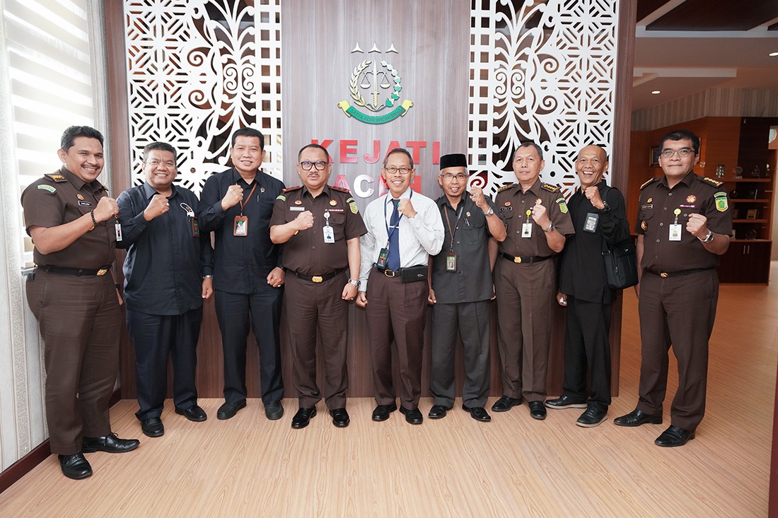 Ketua Pengadilan Tinggi Banda Aceh Silaturahmi Dengan Kajati Aceh