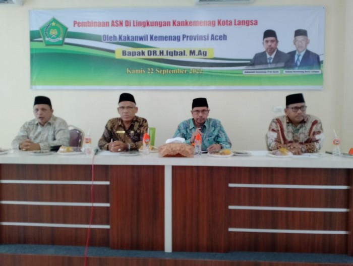 Kakanwil Kemenag Aceh Lakukan Pembinaan ASN di Kemenag Langsa