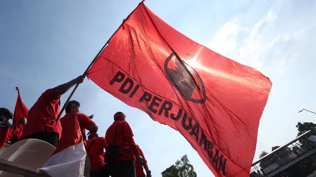Jelang Pemilu 2024, 6 Purn Jenderal TNI/Polri Gabung PDIP