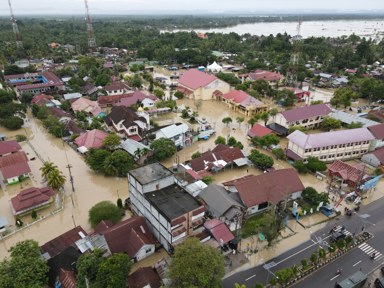 Banjir lagi, Apakah Kita Manusia Pecundang?