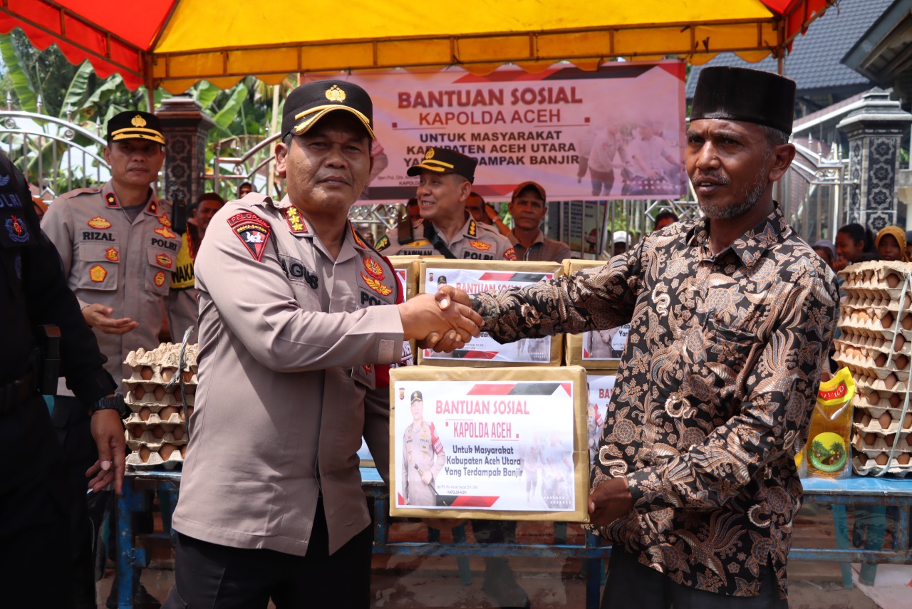 Kapolda Aceh Salurkan Bansos untuk Korban Banjir di Aceh Utara