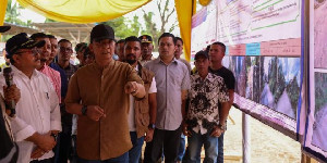 Achmad Marzuki Ingatkan Rekanan Percepat Pengerjaan Jalan Peureulak-Lokop-Batas Gayo Lues