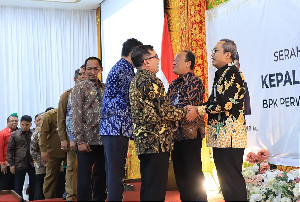 Bakri Siddiq Hadiri Serah Terima Jabatan Kepala BPK Perwakilan Aceh