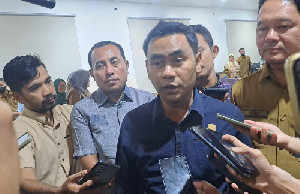Kawal Peredaran Obat Sirup, DPRA Minta BBPOM Aceh Uji Sendiri Kandungan Obat